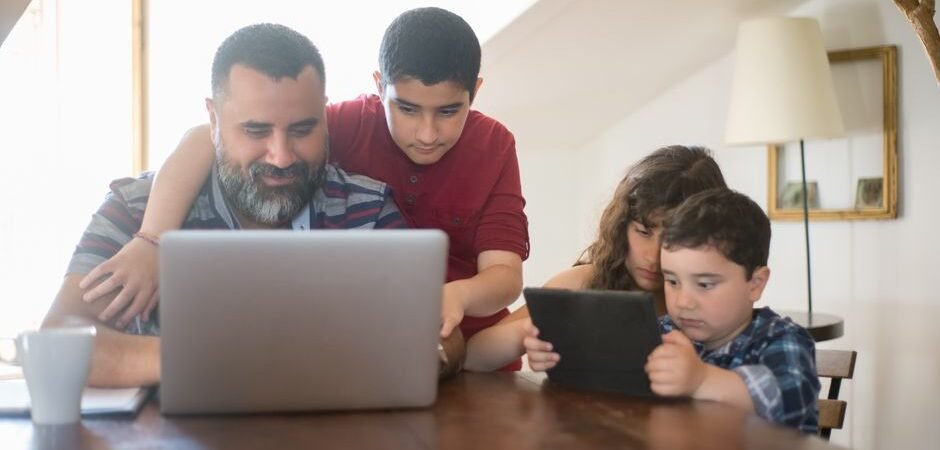 Home Internet Setup for Foreigners in Japan: Hikari Fiber vs Pocket WiFi Costs and Providers 1 Home Internet Setup for Foreigners in Japan: Hikari Fiber vs Pocket WiFi Costs and Providers